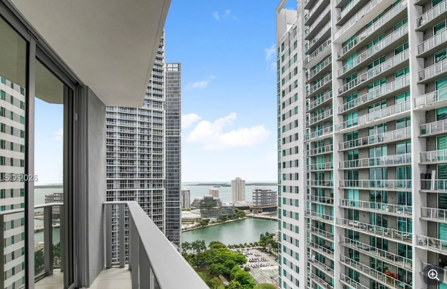 Brickell · photo 2